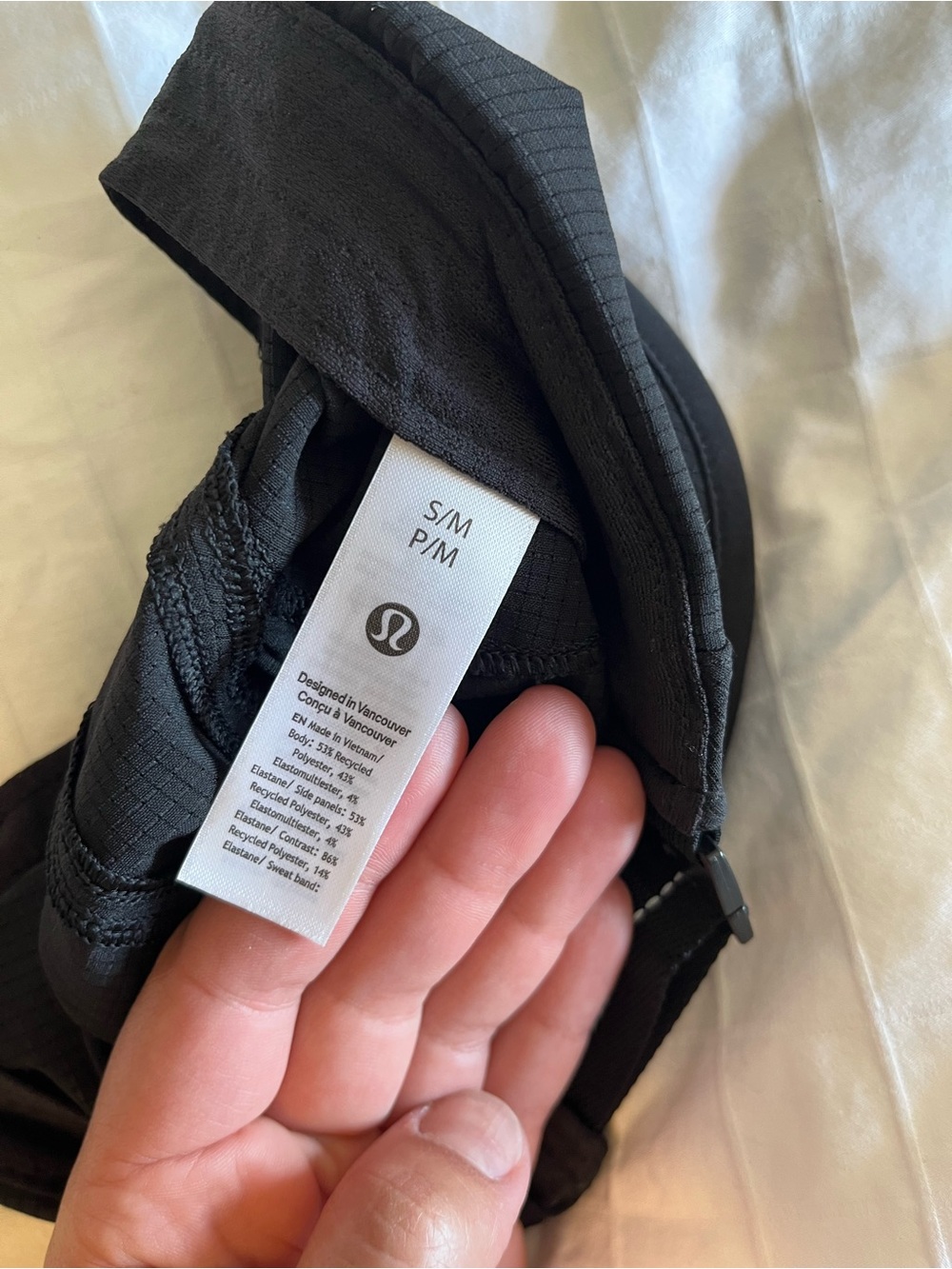 lululemon athletica Black Performance Five-Panel Cap - Picture 2 of 2